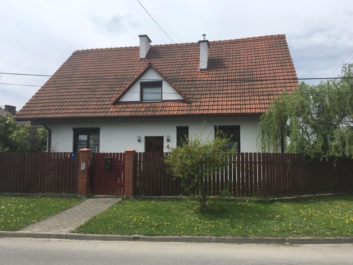 Holiday Home In Dobczyce Lesser With Terrace Exteriér fotografie
